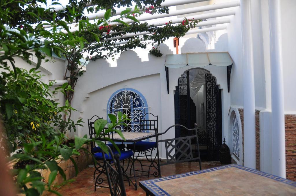 Hotel Al Alba Hammam & Restaurant Asilah Exterior foto